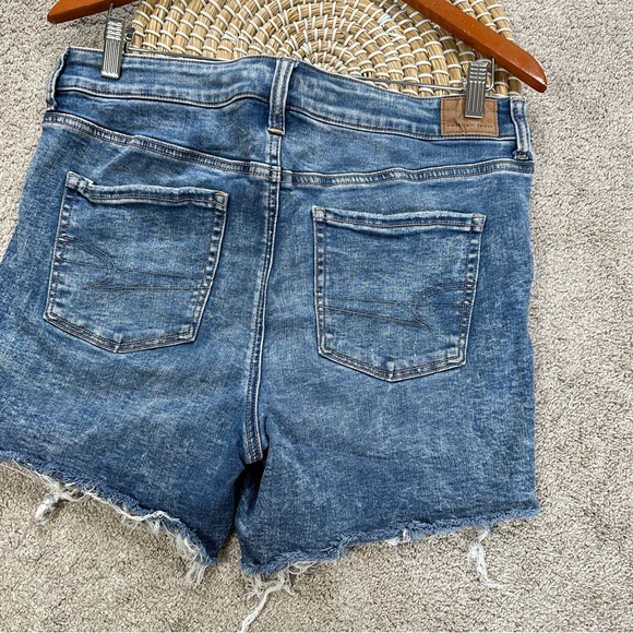 American Eagle Womens Next Level Stretch High Rise Shortie Distressed Size 14 - Picture 6 of 13